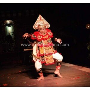 Baris Costume