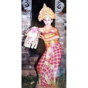 Sekar Jagat Costume
